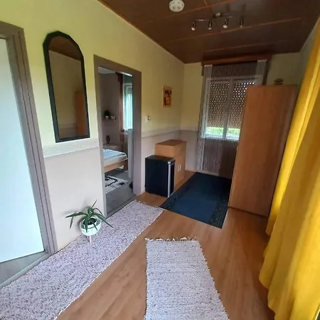 Palma Vendeghaz *